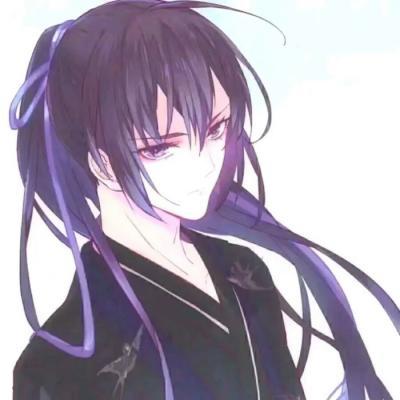 520民政局女生现场紧急为男友补妆